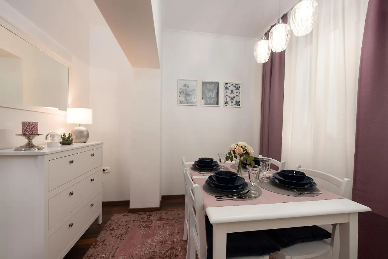 Apartment Leona 카스타브